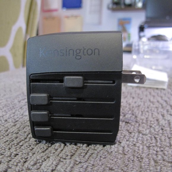 Kensington International Travel Adapter power adapter - BS 1363, NEMA 1-15, Eur - Picture 11 of 16